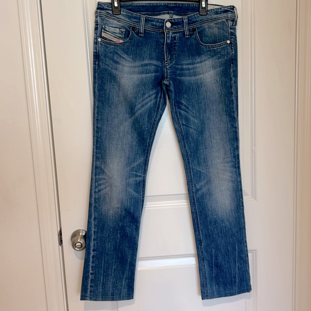 Diesel Lowky jeans. Low rise. Size 29. Inseam 30.